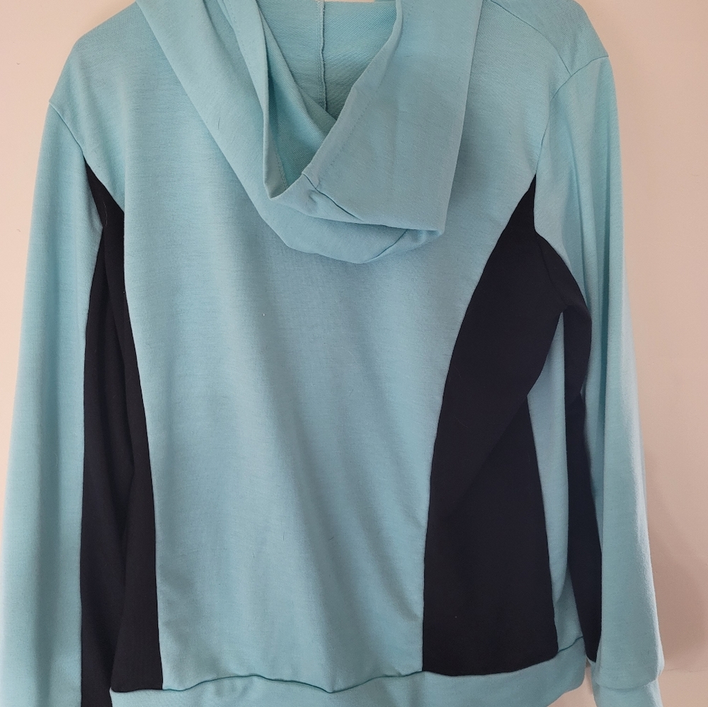 Sweater - Picture 2 of 2